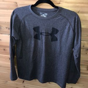 Boys long sleeve under armour shirt